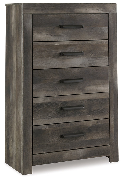 Wynnlow King Crossbuck Panel Bed with Mirrored Dresser, Chest and Nightstand at Walker Mattress and Furniture Locations in Cedar Park and Belton TX.