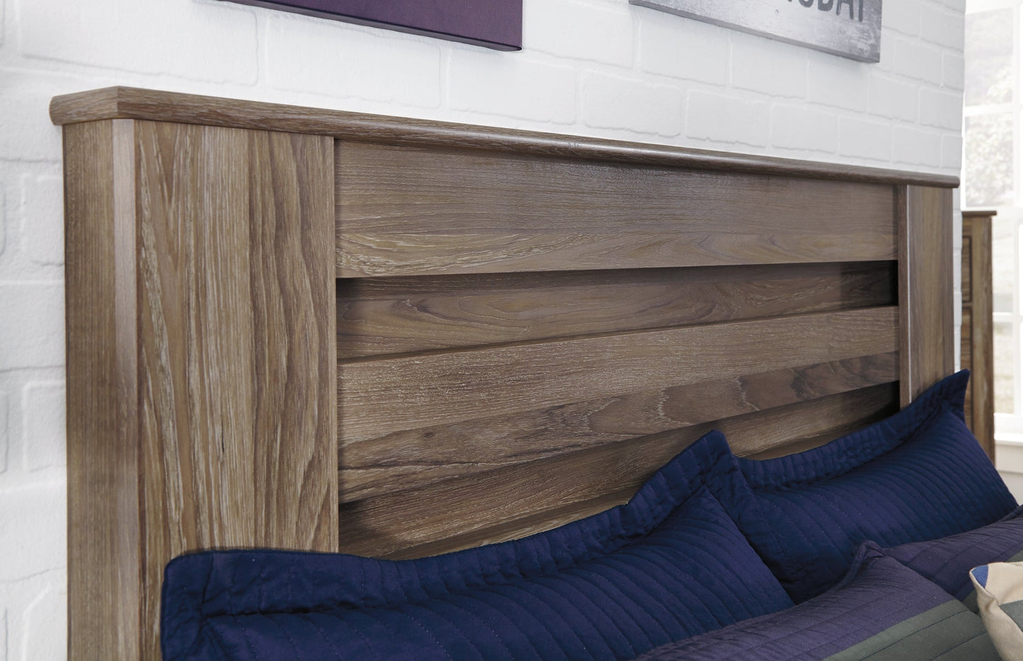 Zelen Queen Panel Bed with Mirrored Dresser and 2 Nightstands at Walker Mattress and Furniture Locations in Cedar Park and Belton TX.