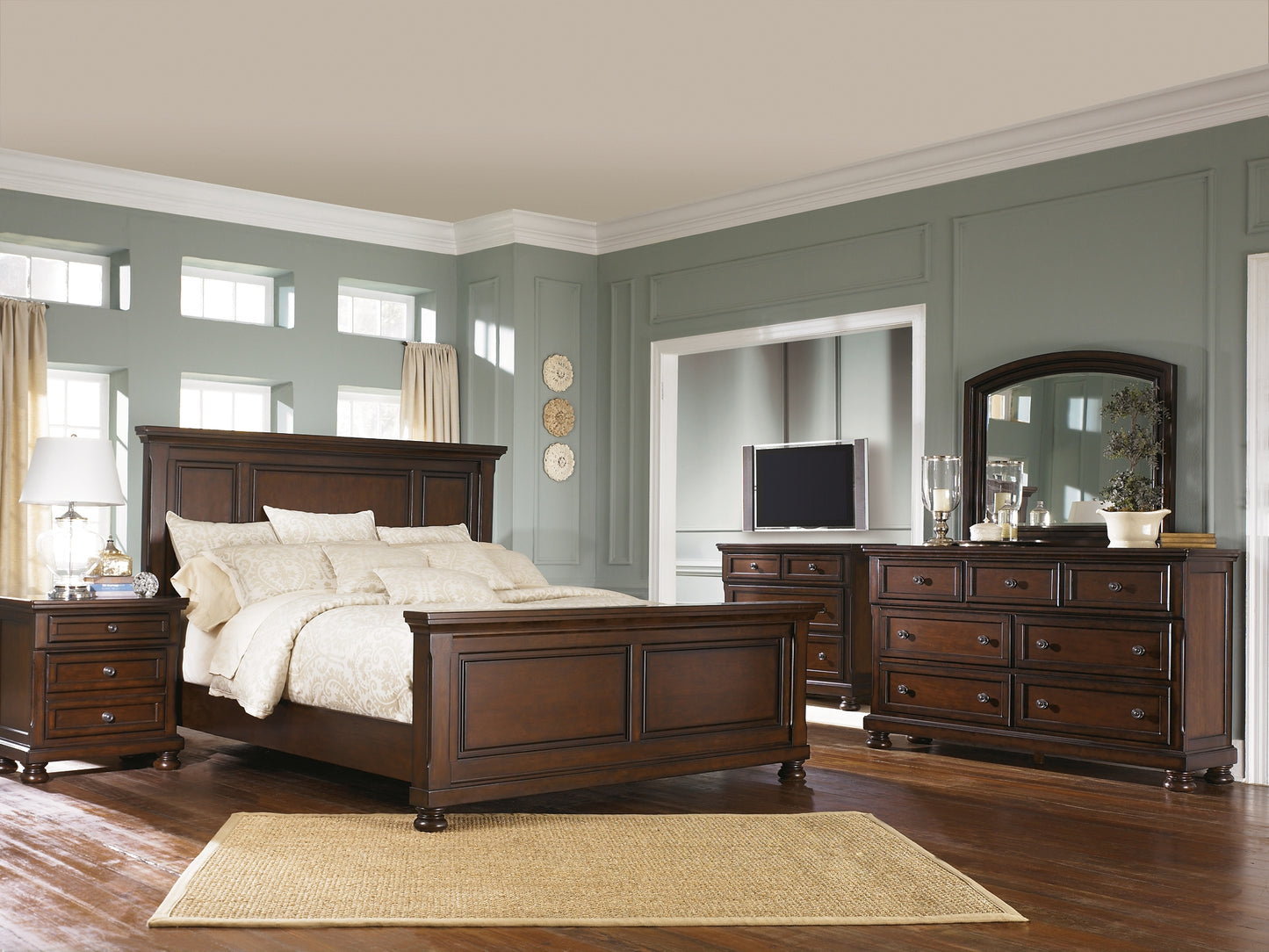 Porter Panel Bed With Mirrored Dresser