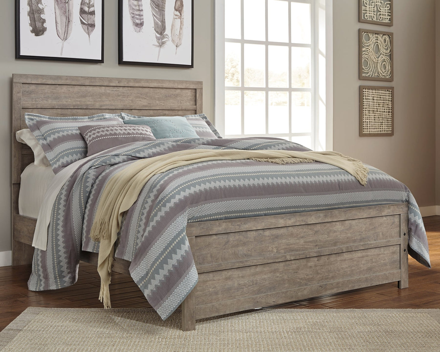 Culverbach Queen Panel Bed with Mirrored Dresser, Chest and Nightstand at Walker Mattress and Furniture Locations in Cedar Park and Belton TX.