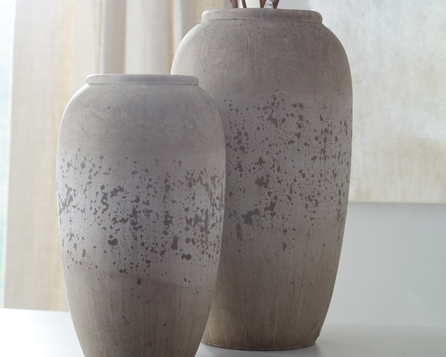 Dimitra Vase Set (2/CN) at Walker Mattress and Furniture Locations in Cedar Park and Belton TX.