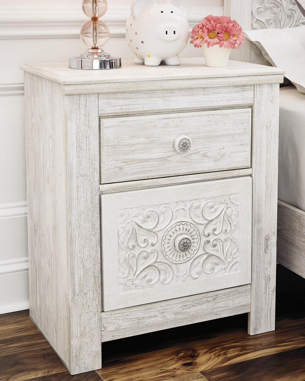 Paxberry King Panel Bed with Mirrored Dresser, Chest and 2 Nightstands at Walker Mattress and Furniture Locations in Cedar Park and Belton TX.