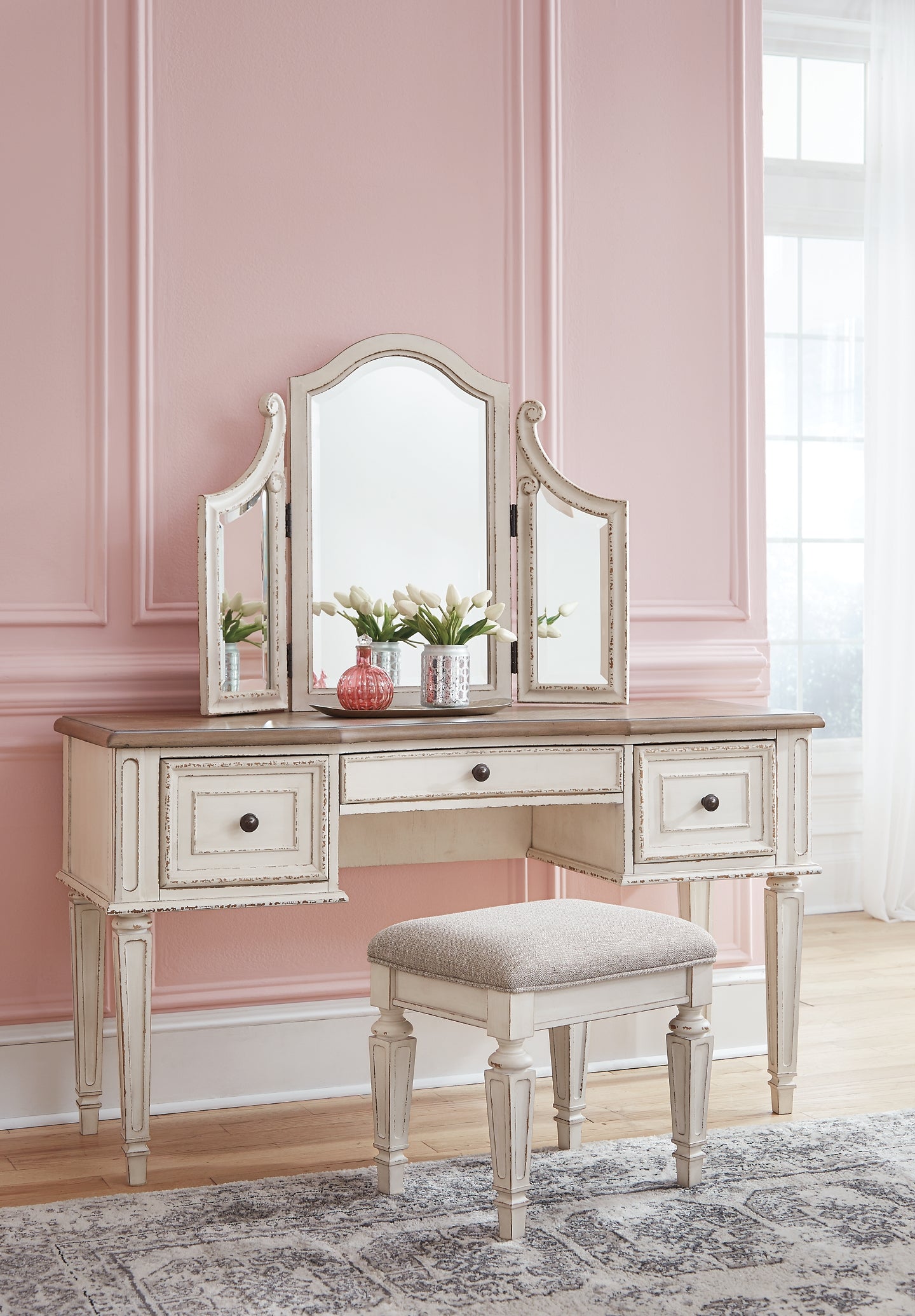 Realyn Vanity/Mirror/Stool (3/CN) at Walker Mattress and Furniture Locations in Cedar Park and Belton TX.