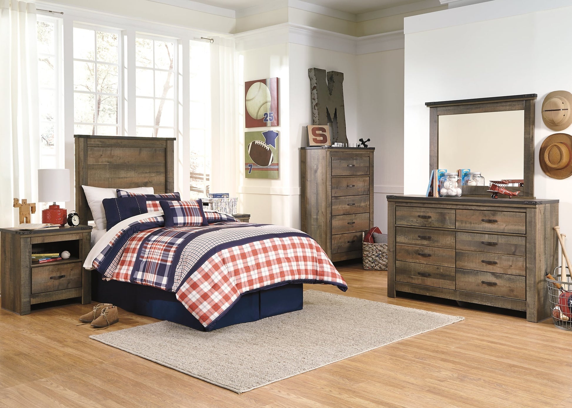 Trinell Five Drawer Chest at Walker Mattress and Furniture Locations in Cedar Park and Belton TX.