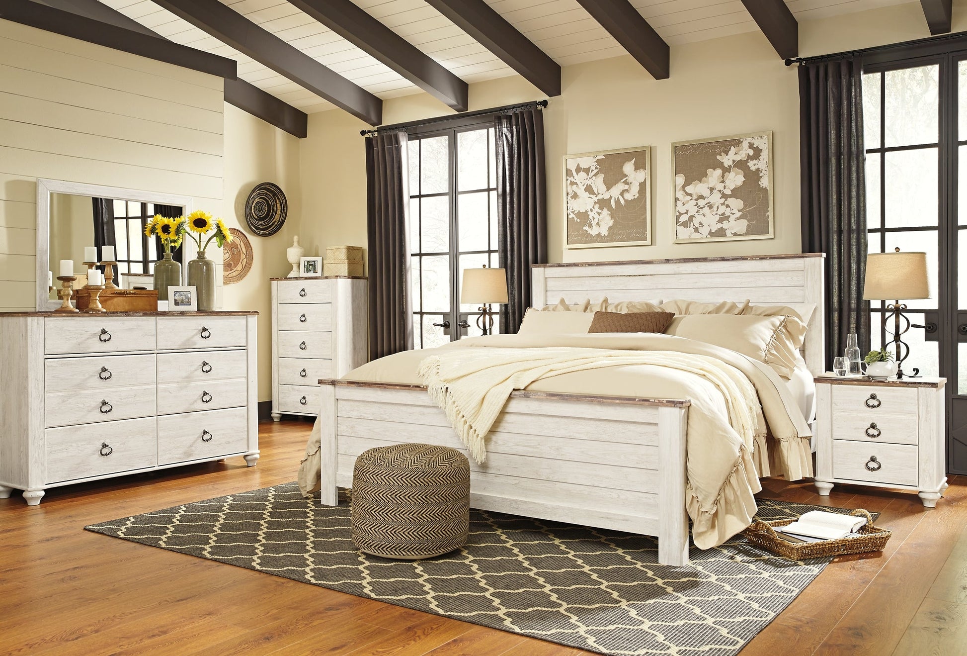 Willowton Queen Panel Bed with Mirrored Dresser, Chest and Nightstand at Walker Mattress and Furniture Locations in Cedar Park and Belton TX.