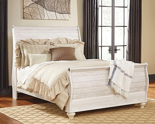 Willowton Queen Sleigh Bed at Walker Mattress and Furniture Locations in Cedar Park and Belton TX.