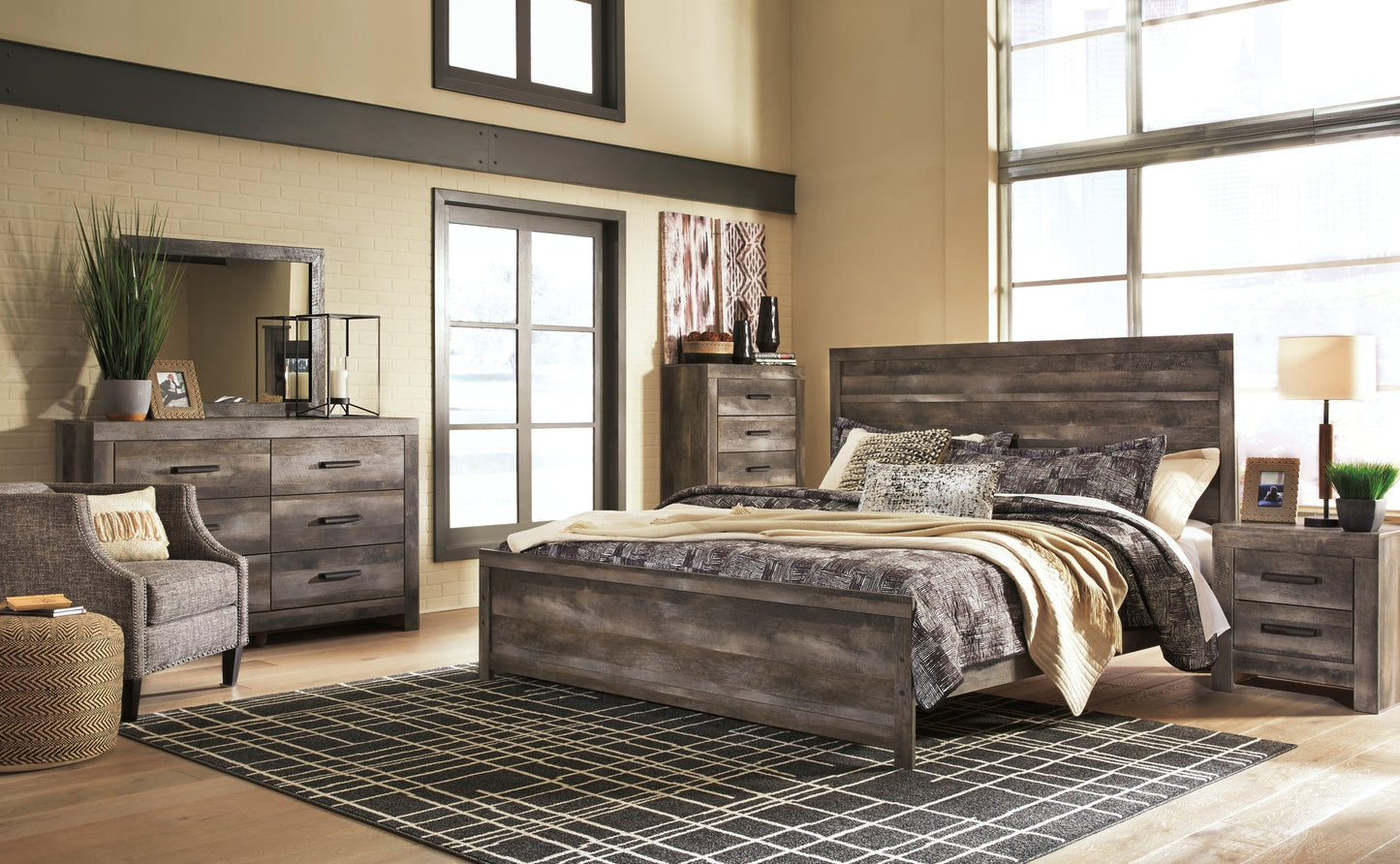Wynnlow Queen Panel Bed with Mirrored Dresser and Chest at Walker Mattress and Furniture Locations in Cedar Park and Belton TX.
