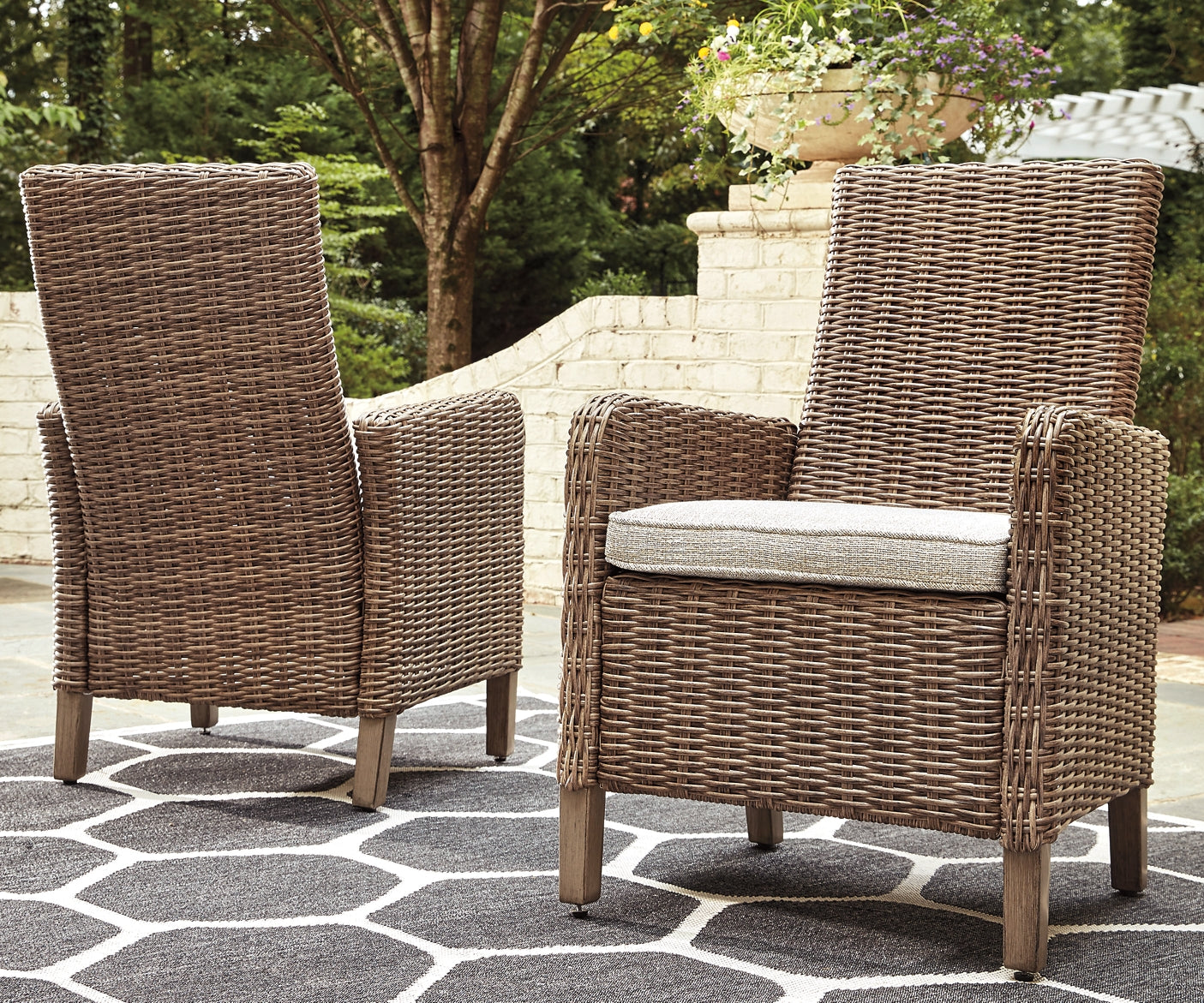 Outdoor Furniture > Outdoor Dining