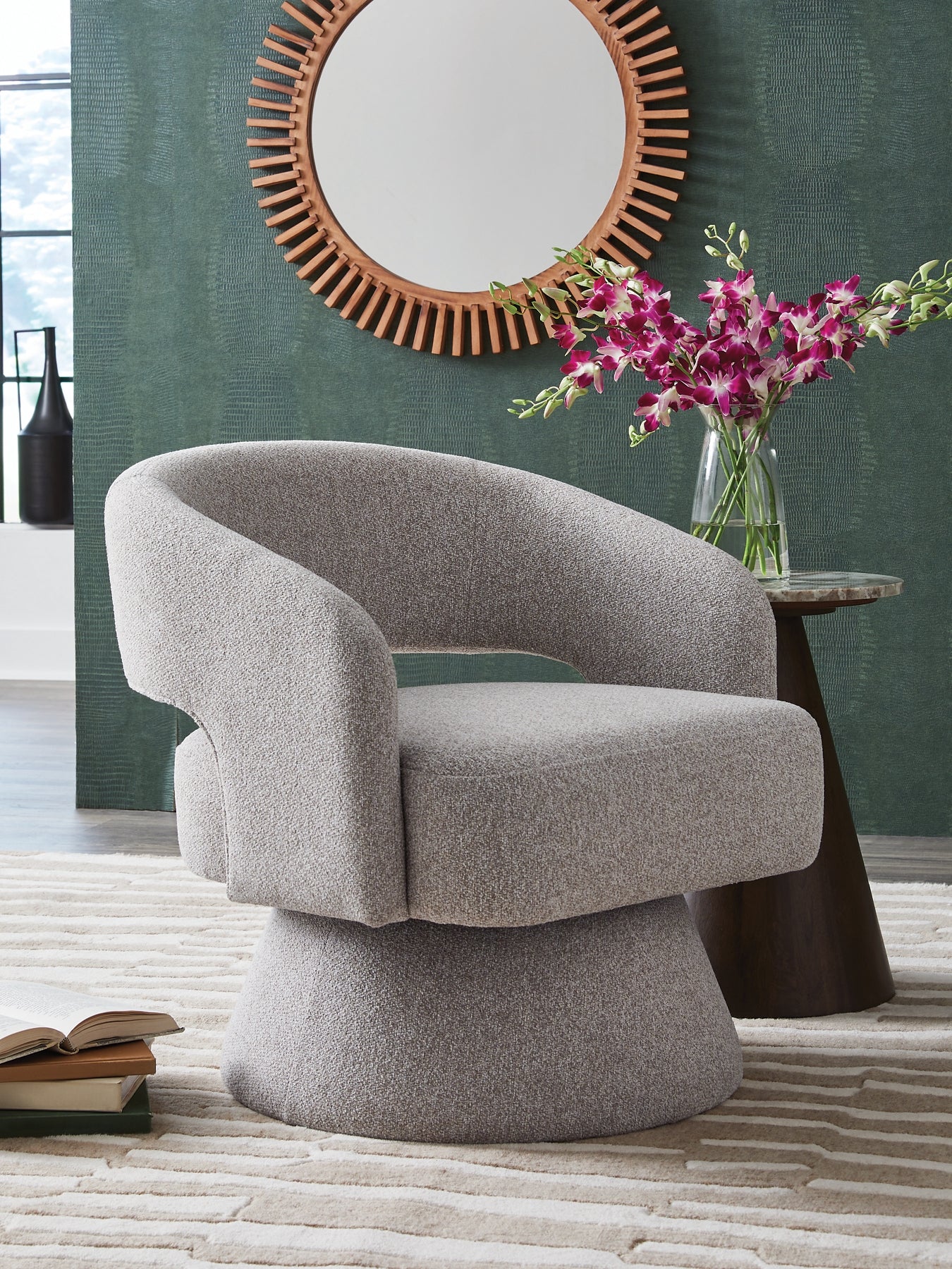 Living Room > Chairs