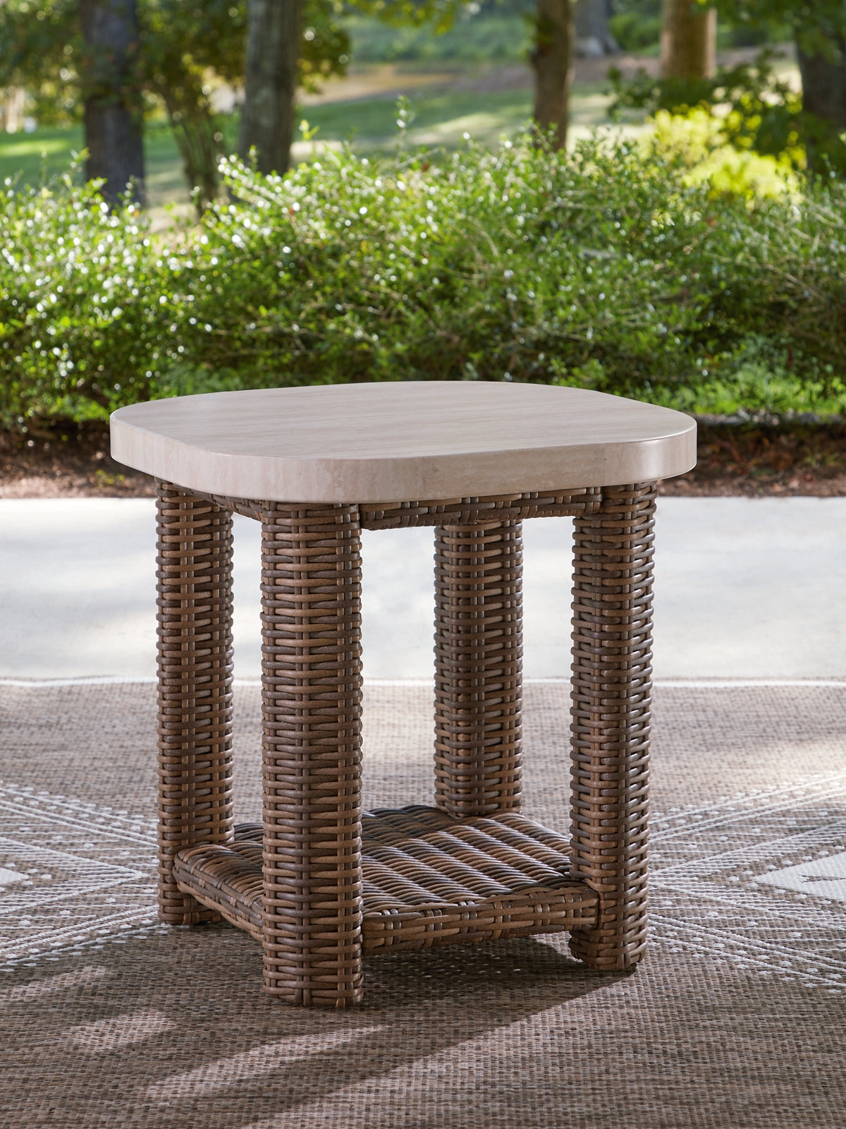 Outdoor Furniture > Outdoor Occasional Tables