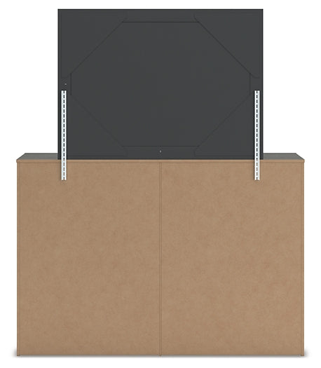 Fraluna Queen Panel Bed with Mirrored Dresser and Chest