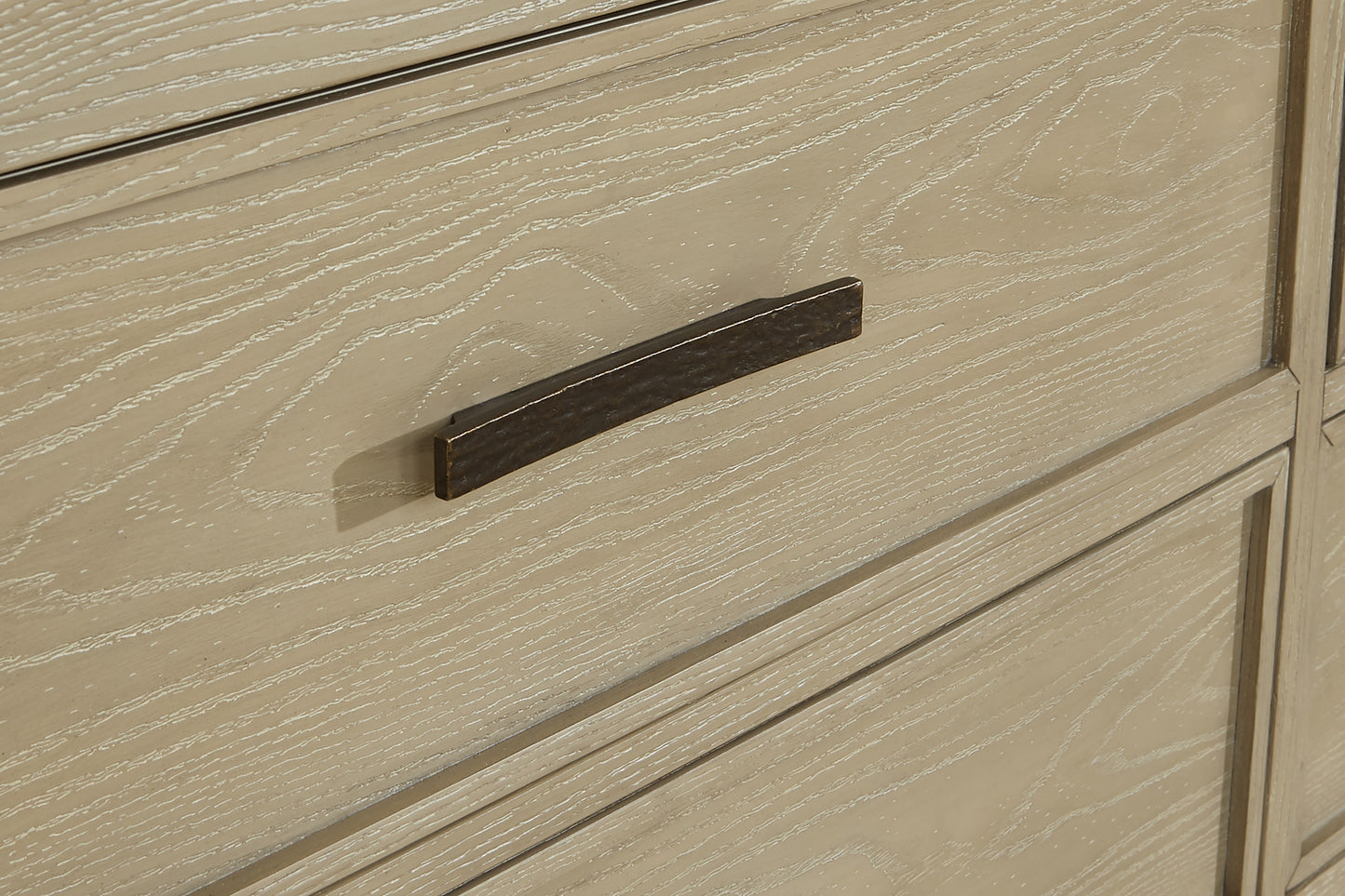 Calmoro Five Drawer Chest