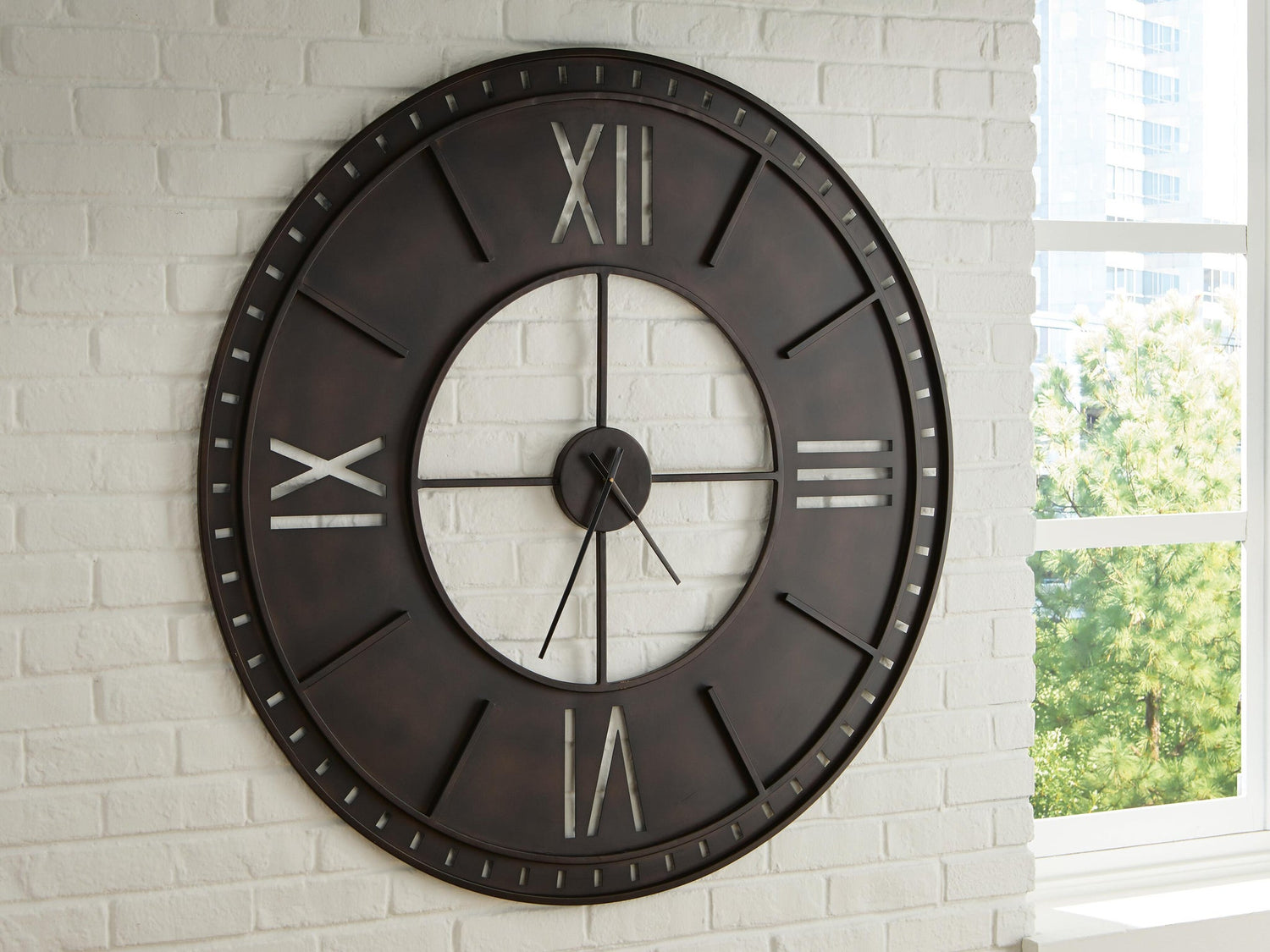 Accessories > Clocks