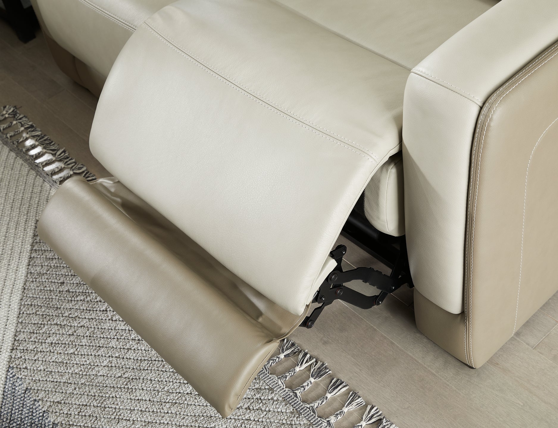 Battleville Sofa and Loveseat at Walker Mattress and Furniture