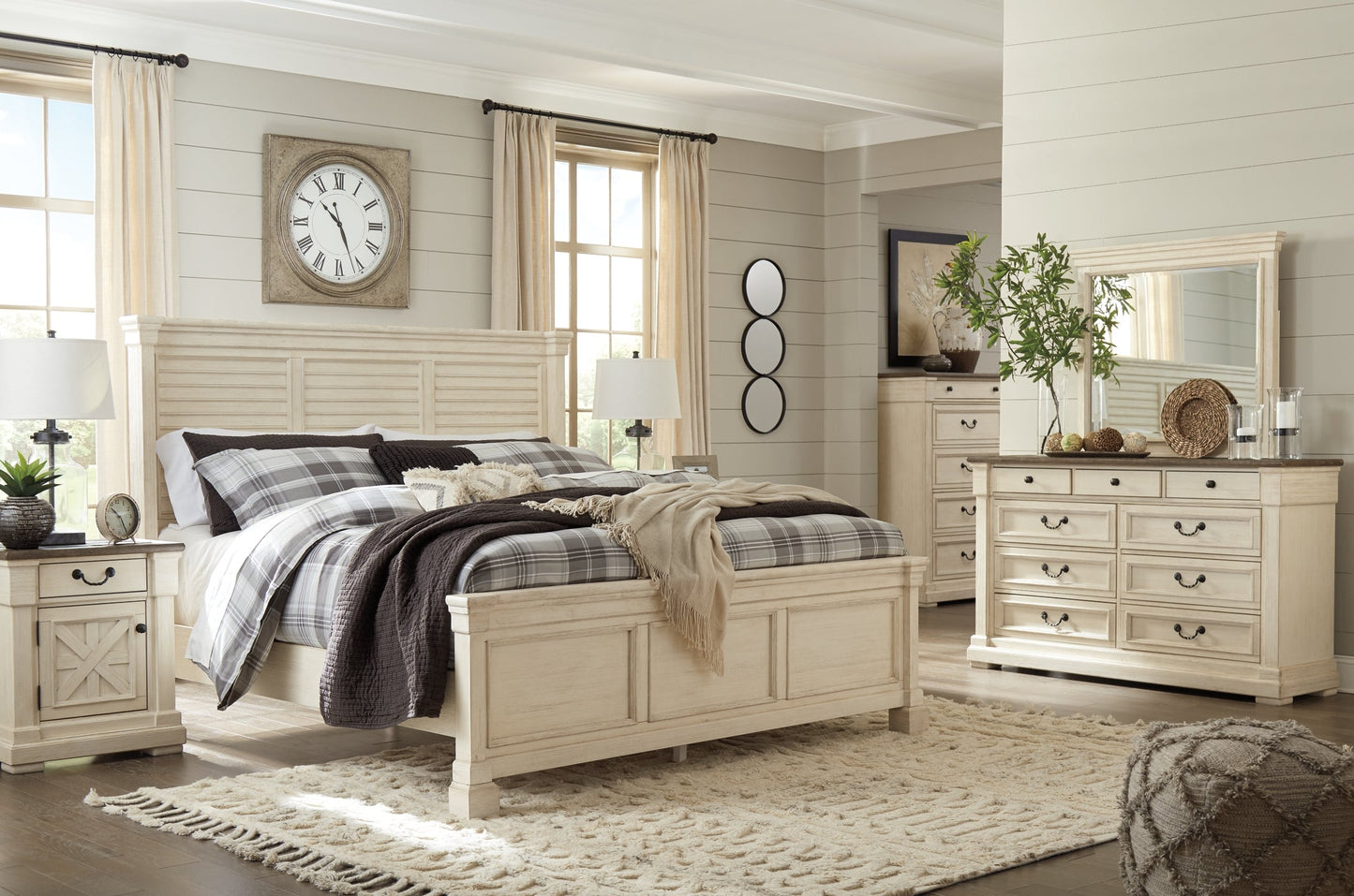Bolanburg California King Panel Bed with Mirrored Dresser and 2 Nightstands at Walker Mattress and Furniture Locations in Cedar Park and Belton TX.