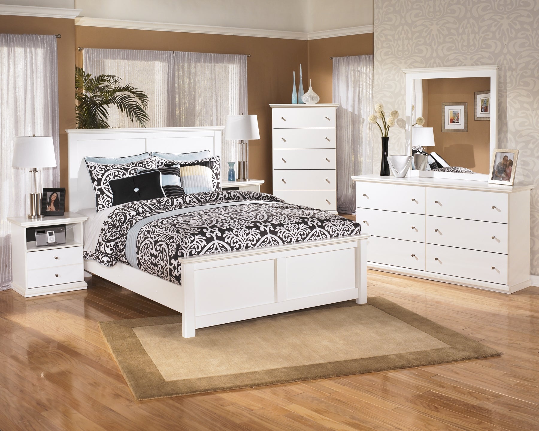 Bostwick Shoals Five Drawer Chest at Walker Mattress and Furniture Locations in Cedar Park and Belton TX.