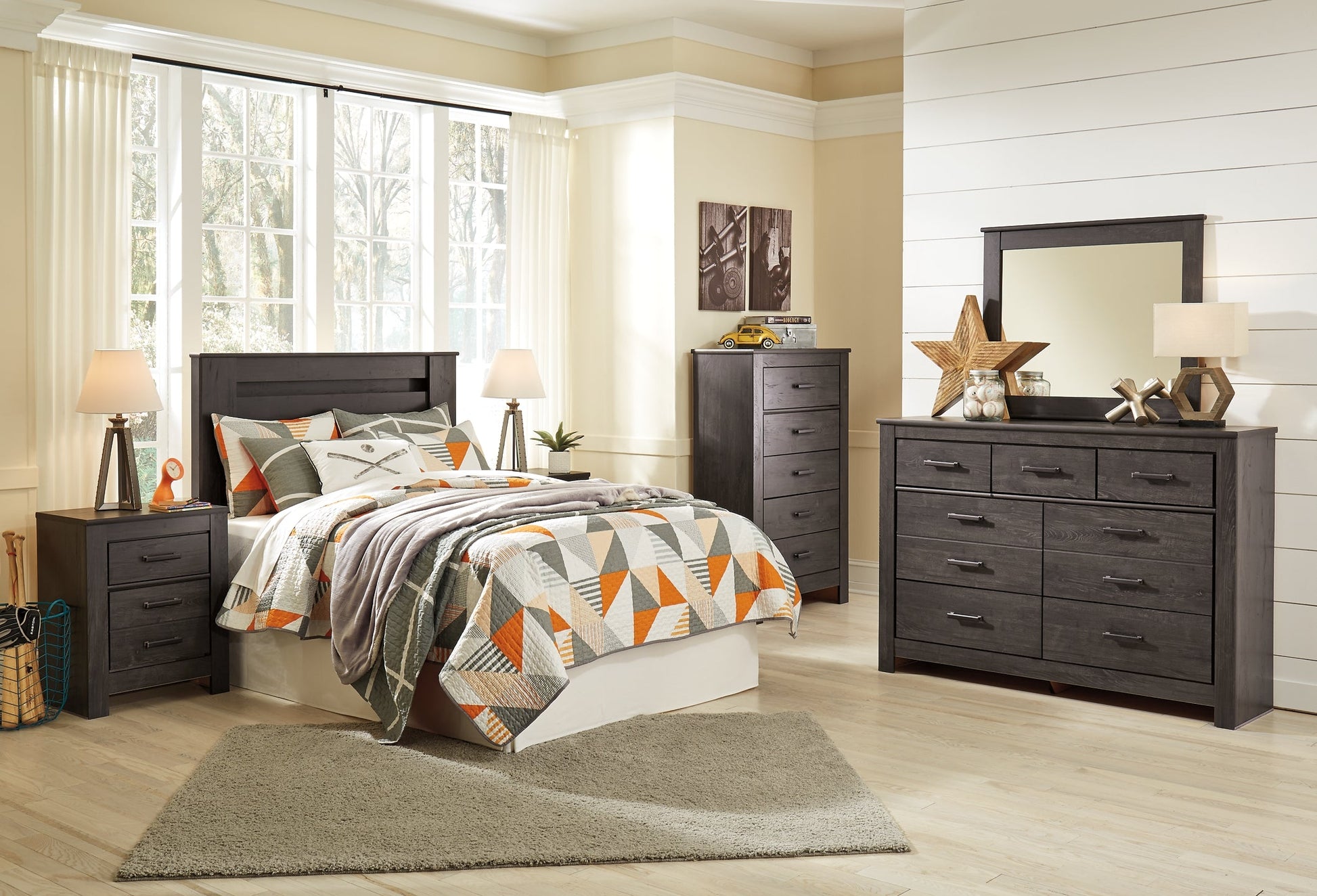 Brinxton Seven Drawer Dresser at Walker Mattress and Furniture Locations in Cedar Park and Belton TX.