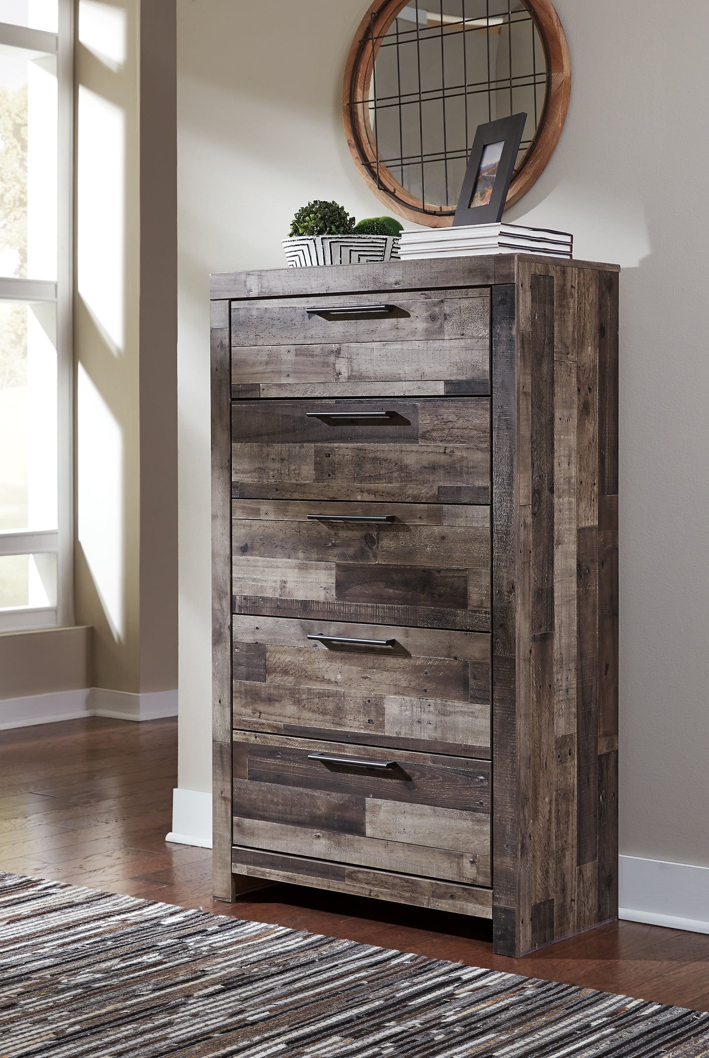 Derekson Queen Panel Bed with 6 Storage Drawers with Mirrored Dresser and Chest at Walker Mattress and Furniture Locations in Cedar Park and Belton TX.