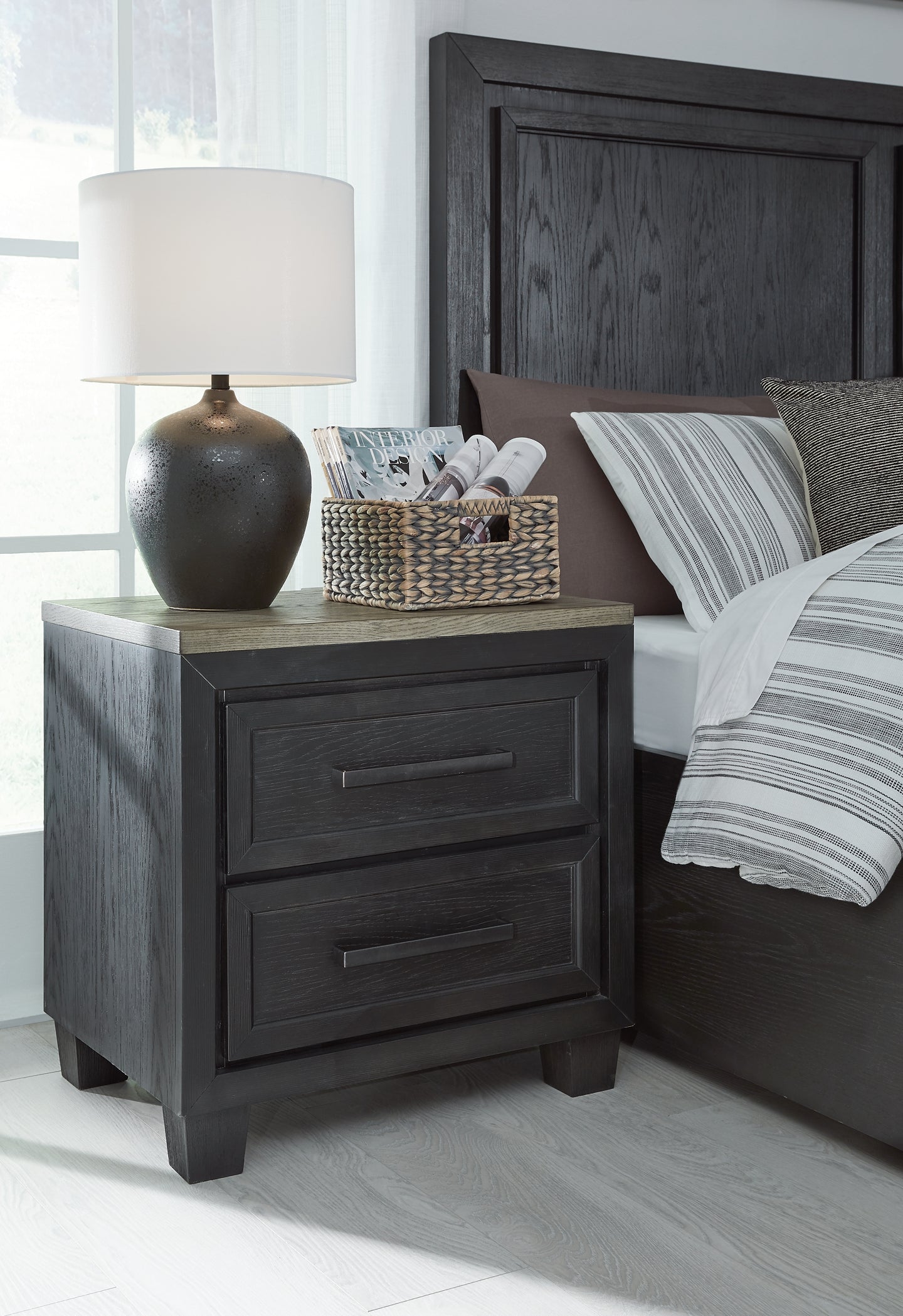 Foyland California King Panel Storage Bed with Mirrored Dresser, Chest and 2 Nightstands at Walker Mattress and Furniture Locations in Cedar Park and Belton TX.