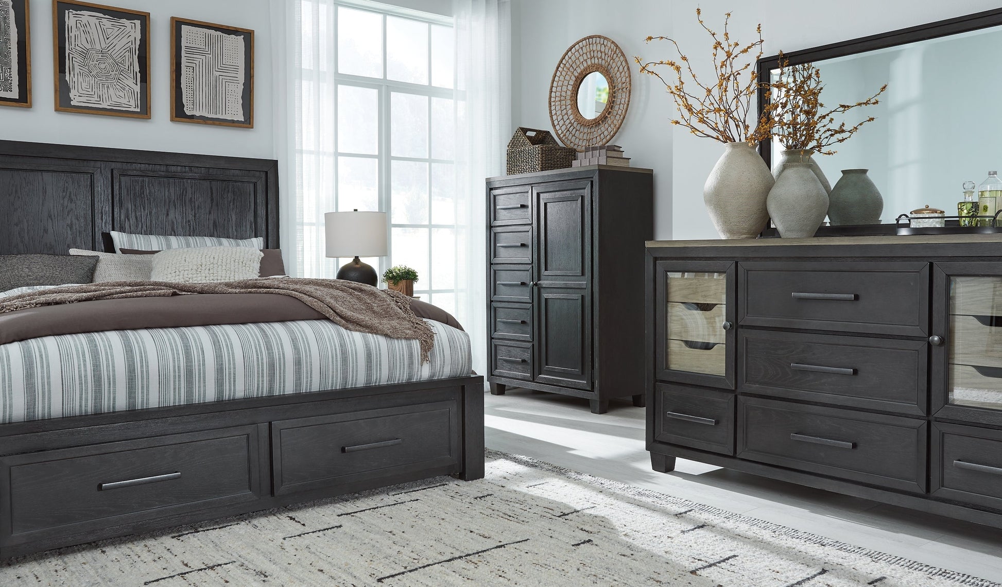 Foyland California King Panel Storage Bed with Mirrored Dresser and Chest at Walker Mattress and Furniture Locations in Cedar Park and Belton TX.