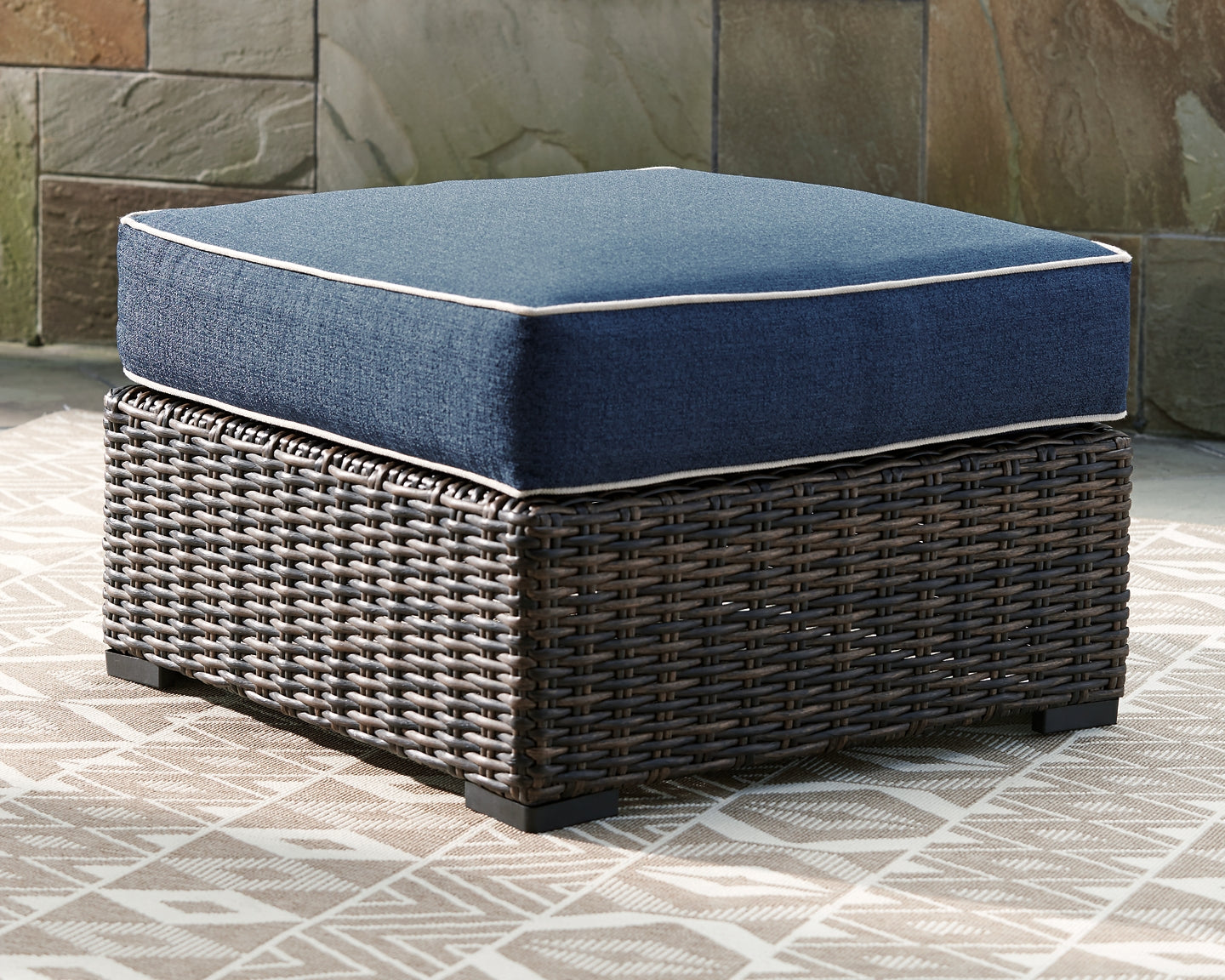 Grasson Lane Ottoman with Cushion at Walker Mattress and Furniture Locations in Cedar Park and Belton TX.