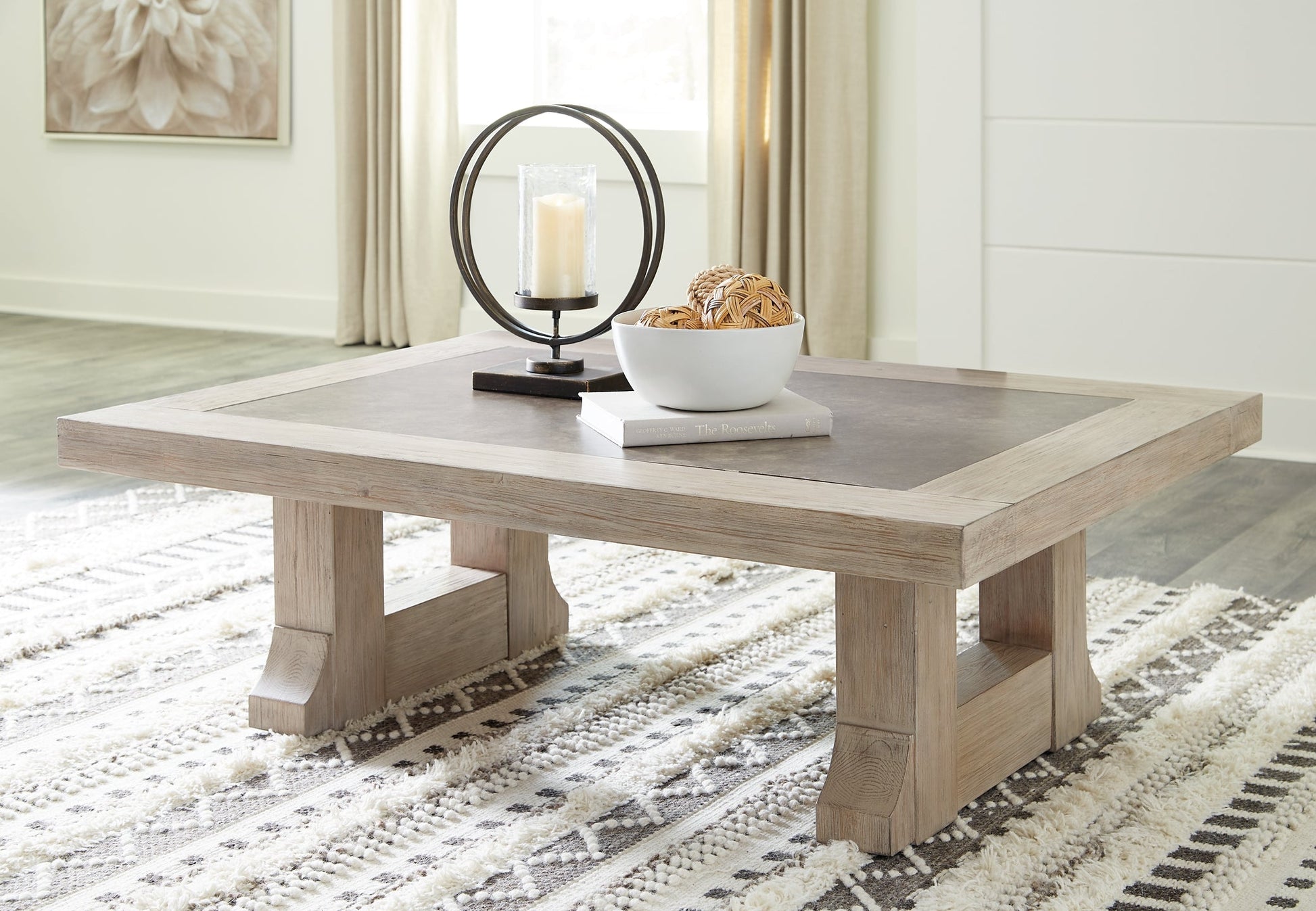 Hennington Coffee Table with 2 End Tables at Walker Mattress and Furniture Locations in Cedar Park and Belton TX.