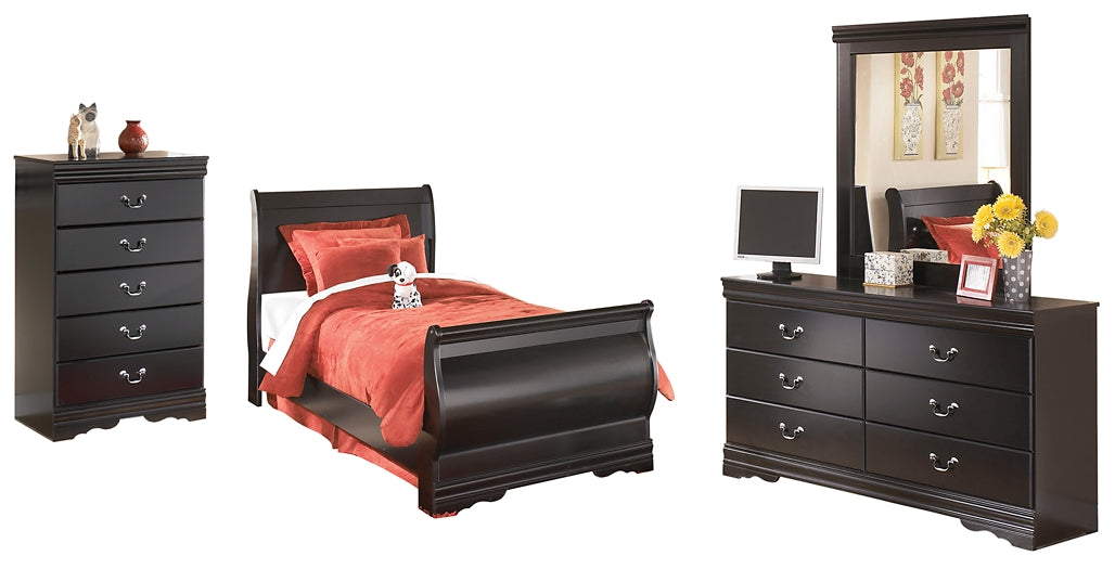 Huey Vineyard Full Sleigh Bed with Mirrored Dresser and Chest at Walker Mattress and Furniture Locations in Cedar Park and Belton TX.