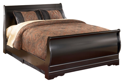 Huey Vineyard Queen Sleigh Bed at Walker Mattress and Furniture Locations in Cedar Park and Belton TX.