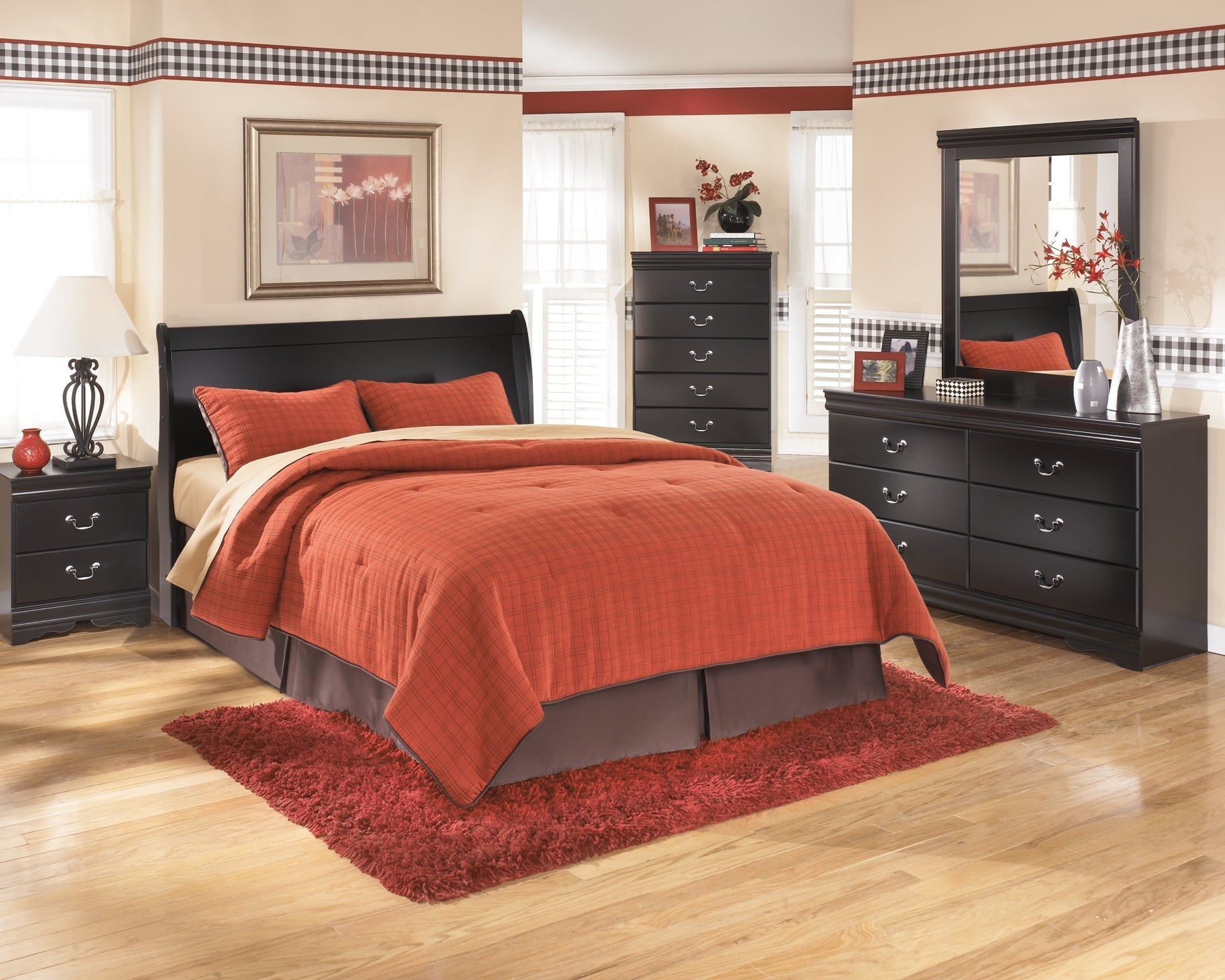 Huey Vineyard Queen Sleigh Headboard with Mirrored Dresser, Chest and 2 Nightstands at Walker Mattress and Furniture Locations in Cedar Park and Belton TX.