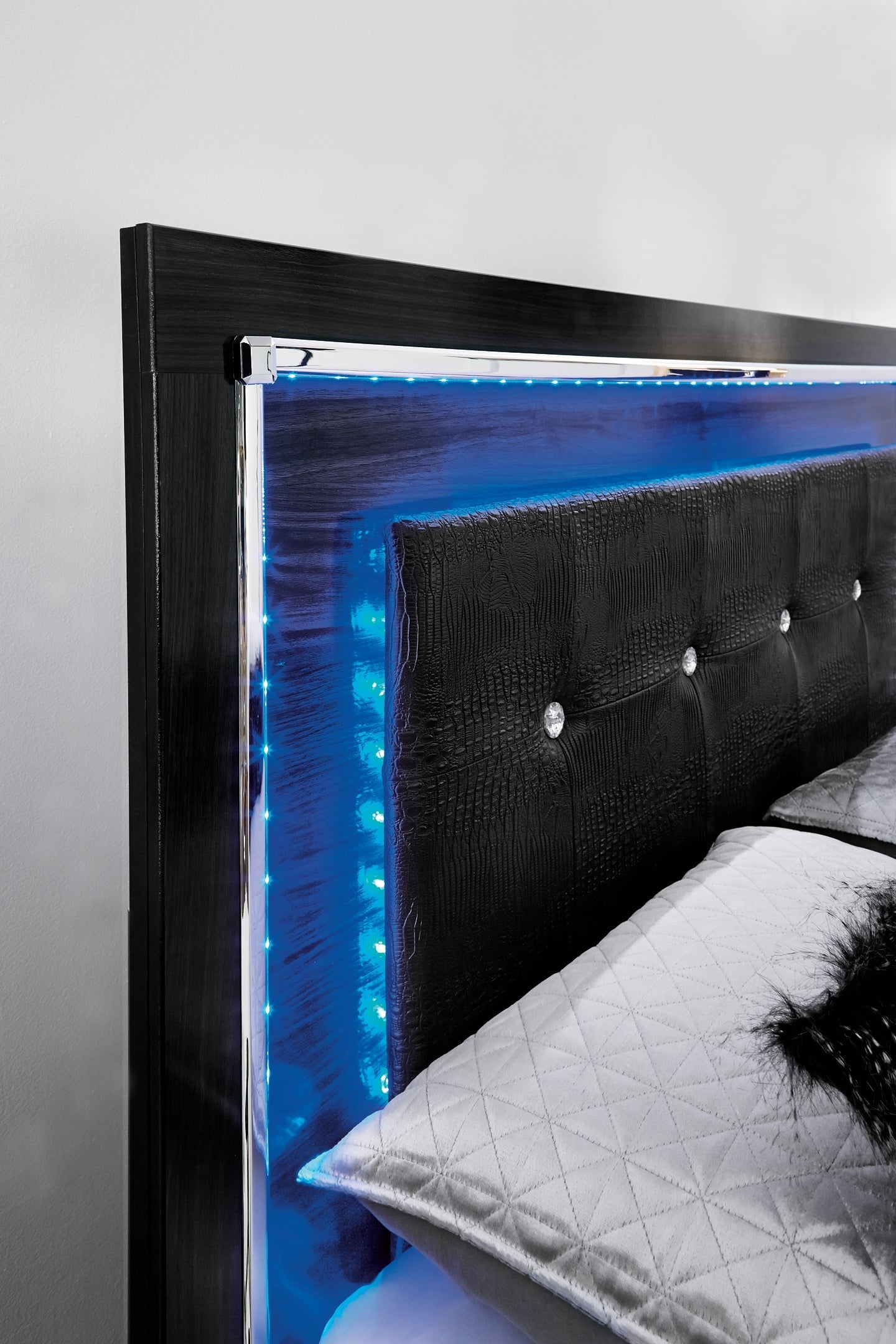 Kaydell Queen Panel Bed with Storage with Mirrored Dresser, Chest and 2 Nightstands at Walker Mattress and Furniture Locations in Cedar Park and Belton TX.