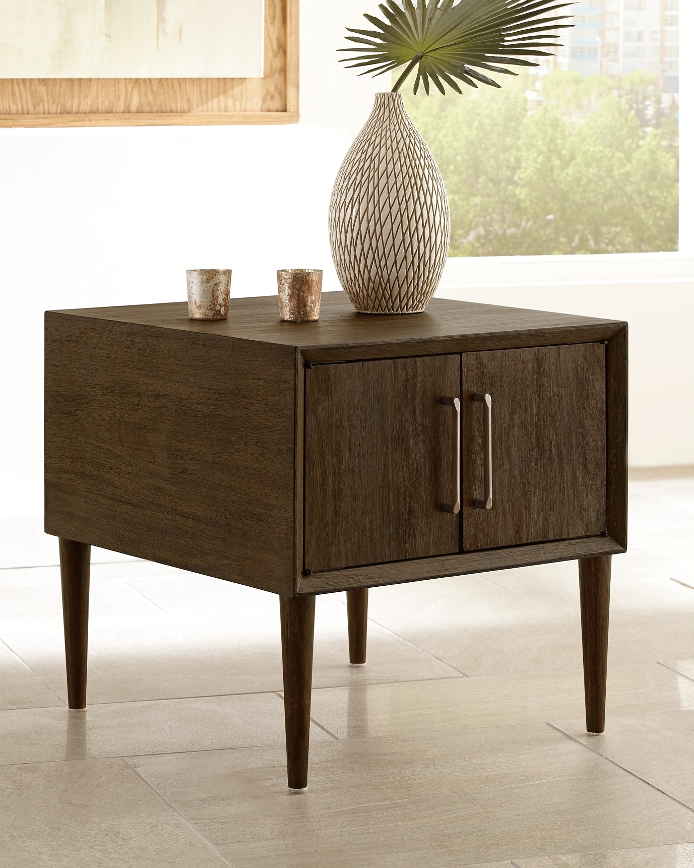 Kisper 2 End Tables at Walker Mattress and Furniture Locations in Cedar Park and Belton TX.