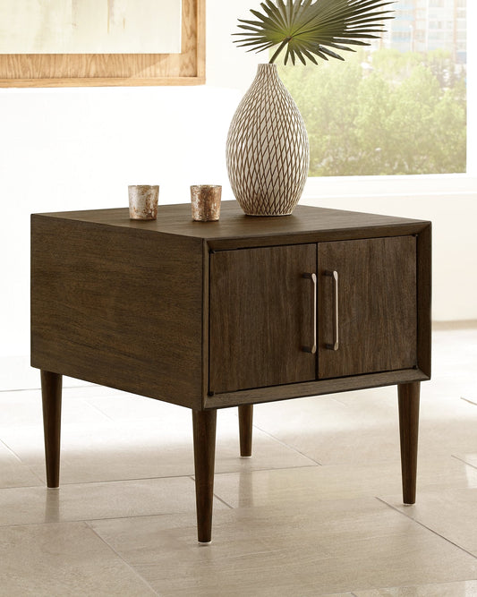 Kisper Square End Table at Walker Mattress and Furniture Locations in Cedar Park and Belton TX.