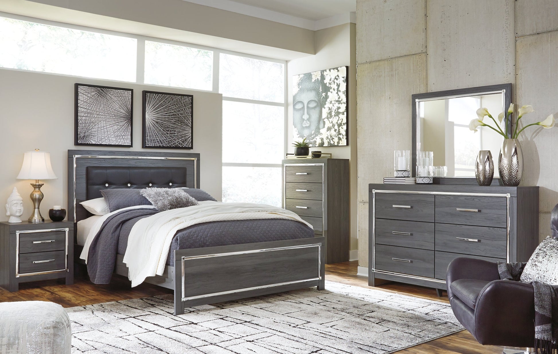 Lodanna Queen Panel Bed with Mirrored Dresser and Chest at Walker Mattress and Furniture Locations in Cedar Park and Belton TX.