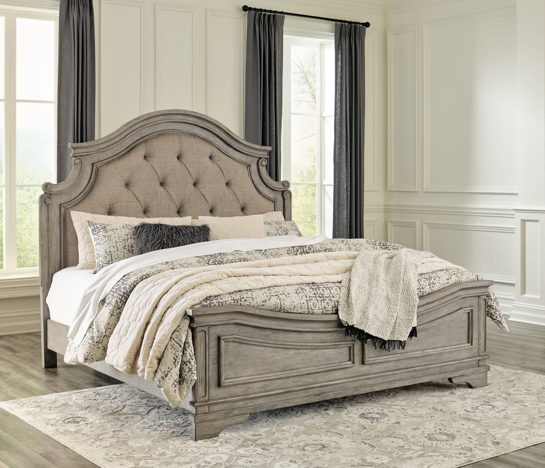 Lodenbay California King Panel Bed with Mirrored Dresser and Chest at Walker Mattress and Furniture Locations in Cedar Park and Belton TX.