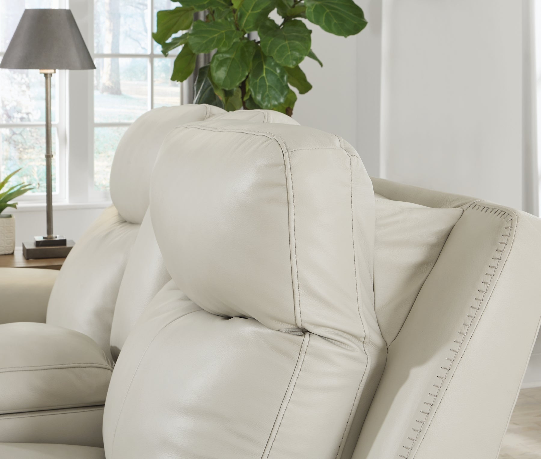 Mindanao Sofa and Loveseat at Walker Mattress and Furniture Locations in Cedar Park and Belton TX.