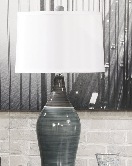 Niobe Ceramic Table Lamp (2/CN) at Walker Mattress and Furniture Locations in Cedar Park and Belton TX.