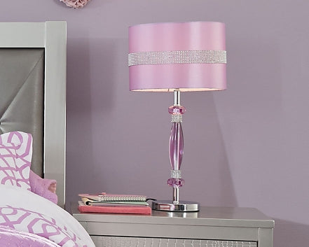 Nyssa Metal Table Lamp (1/CN) at Walker Mattress and Furniture Locations in Cedar Park and Belton TX.