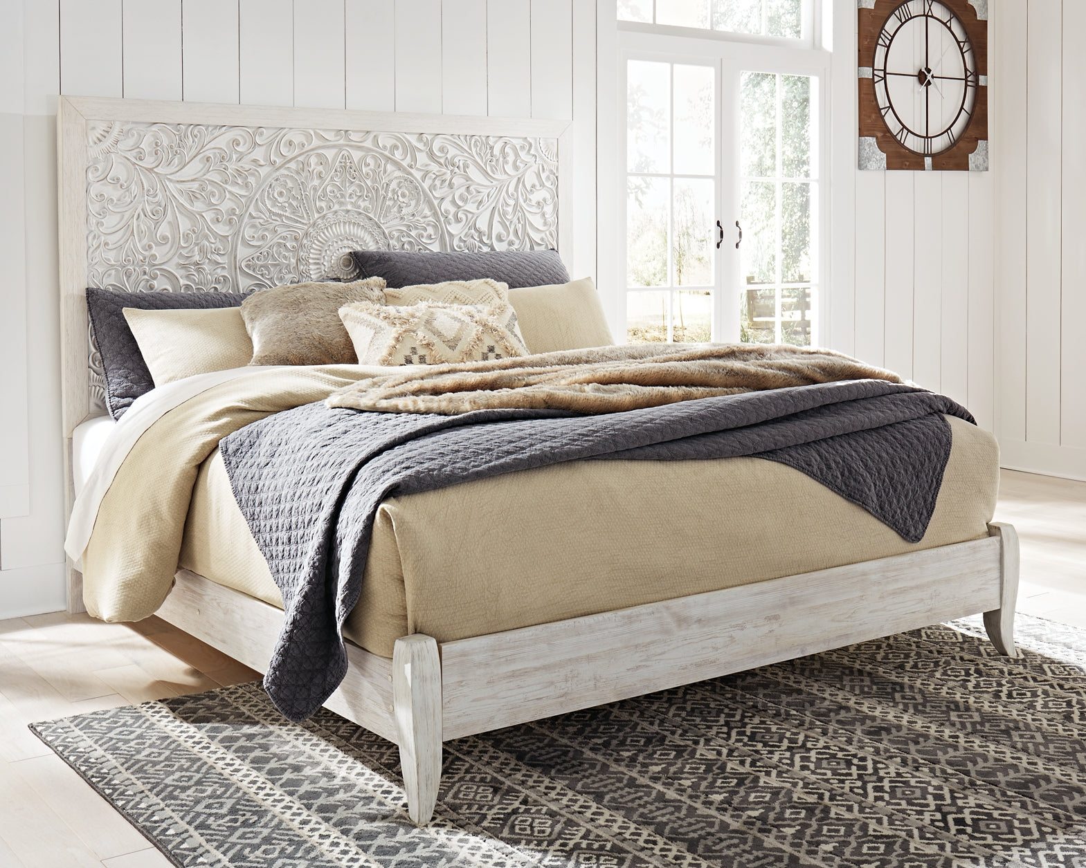 Paxberry King Panel Bed with Mirrored Dresser, Chest and 2 Nightstands at Walker Mattress and Furniture Locations in Cedar Park and Belton TX.