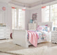 Anarasia  Sleigh Bed